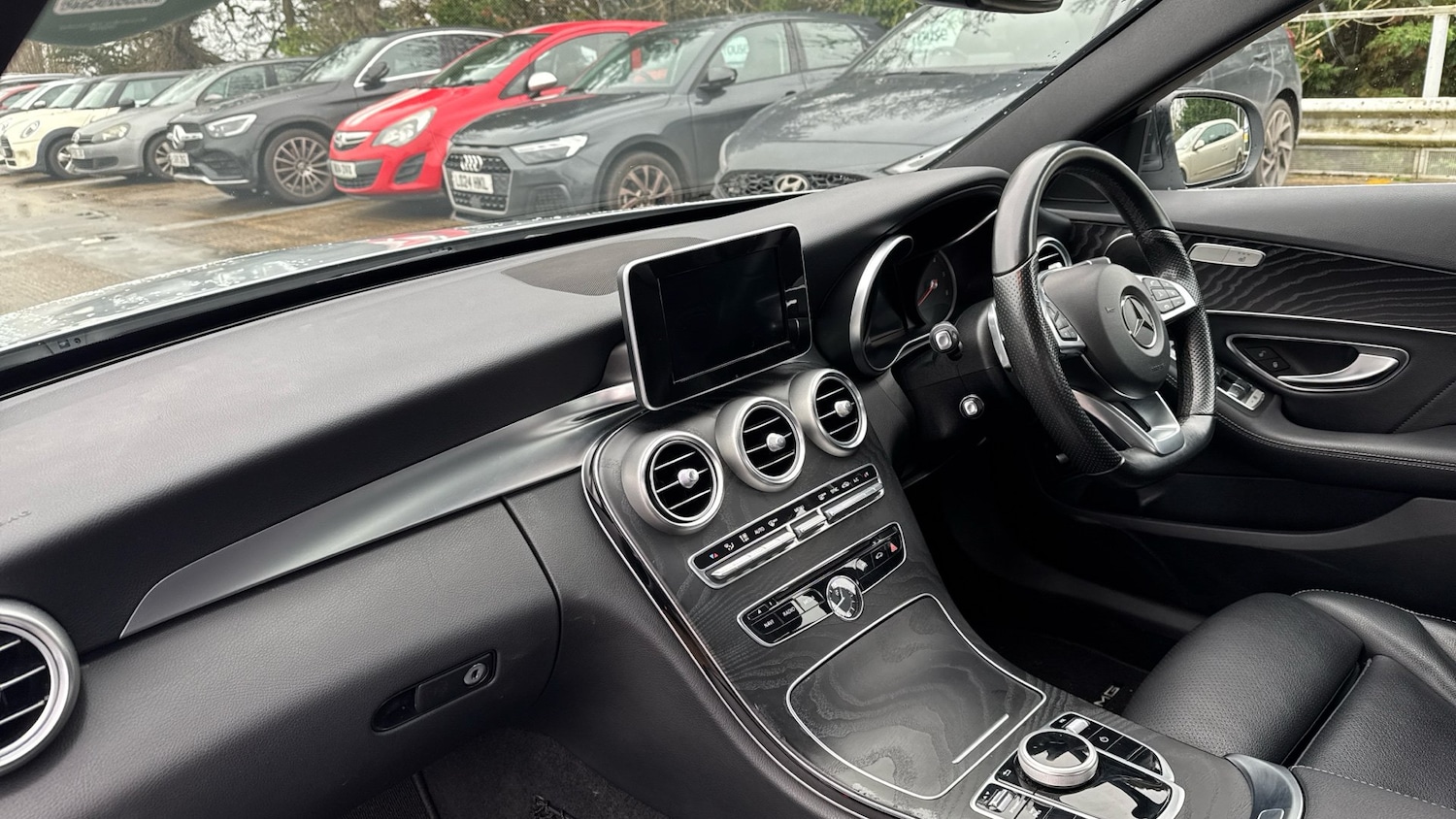 Used Mercedes-Benz C Class 2018 for sale - 77034213: Photo 9