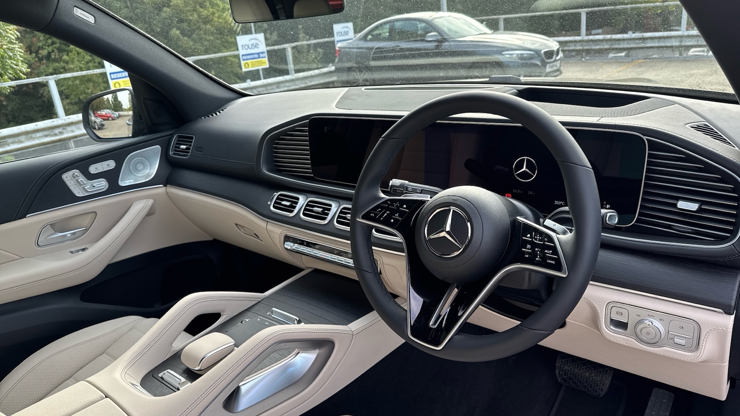 Used Mercedes-Benz GLE 2025 for sale - 77069238: Photo 11