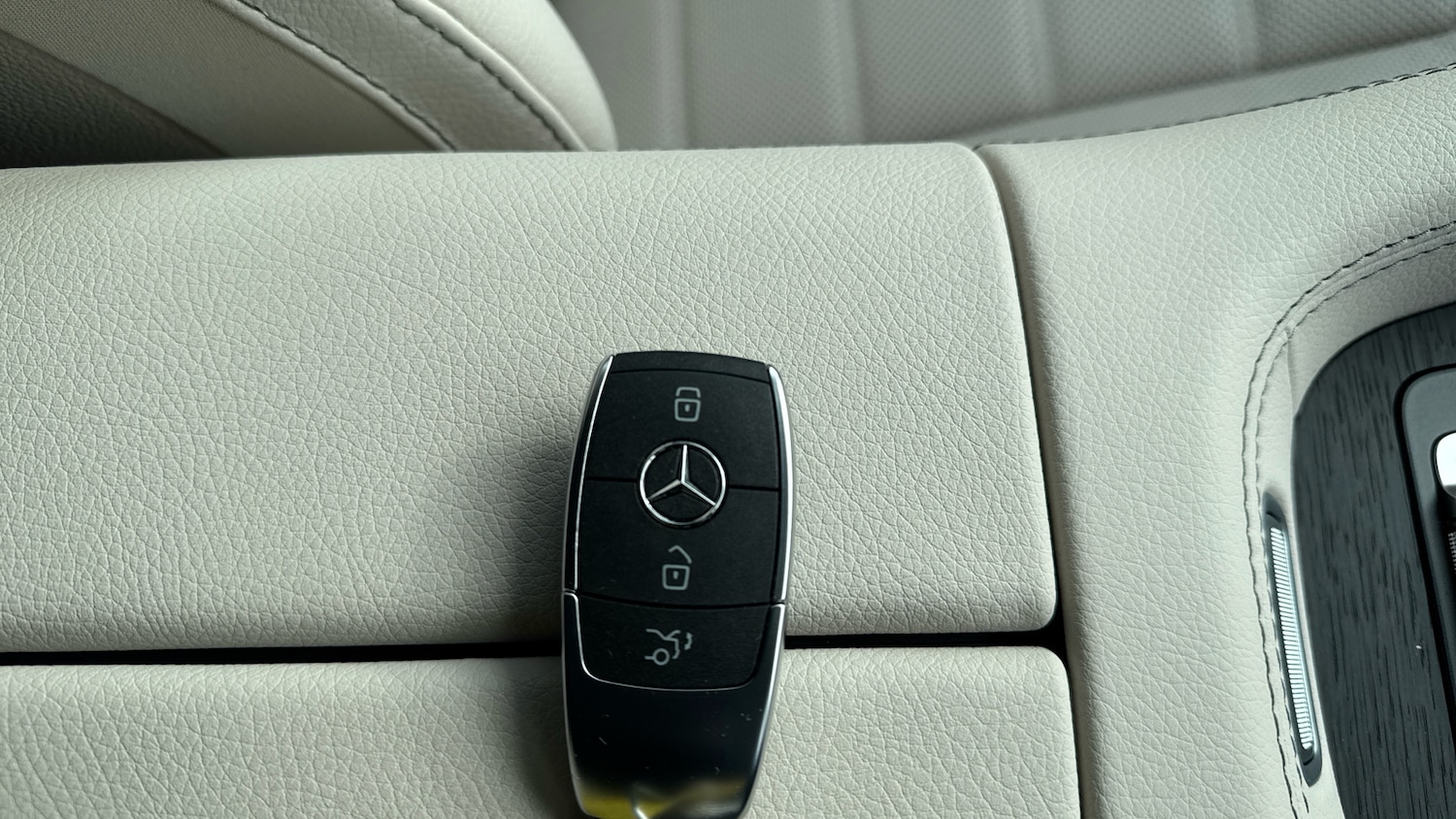 Used Mercedes-Benz GLE 2025 for sale - 77069238: Photo 20