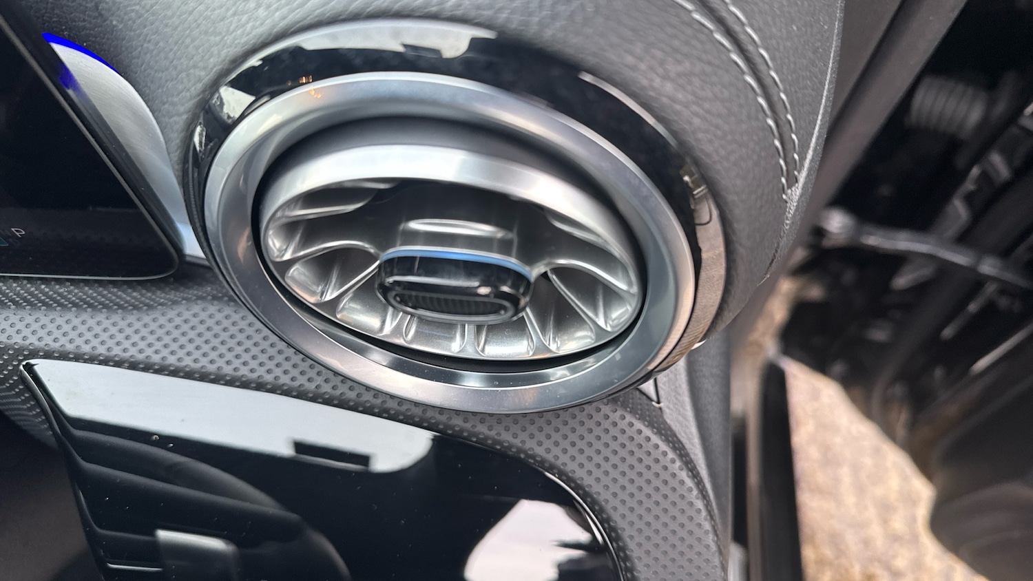 Used Mercedes-Benz CLA 2024 for sale - 76766814: Photo 32