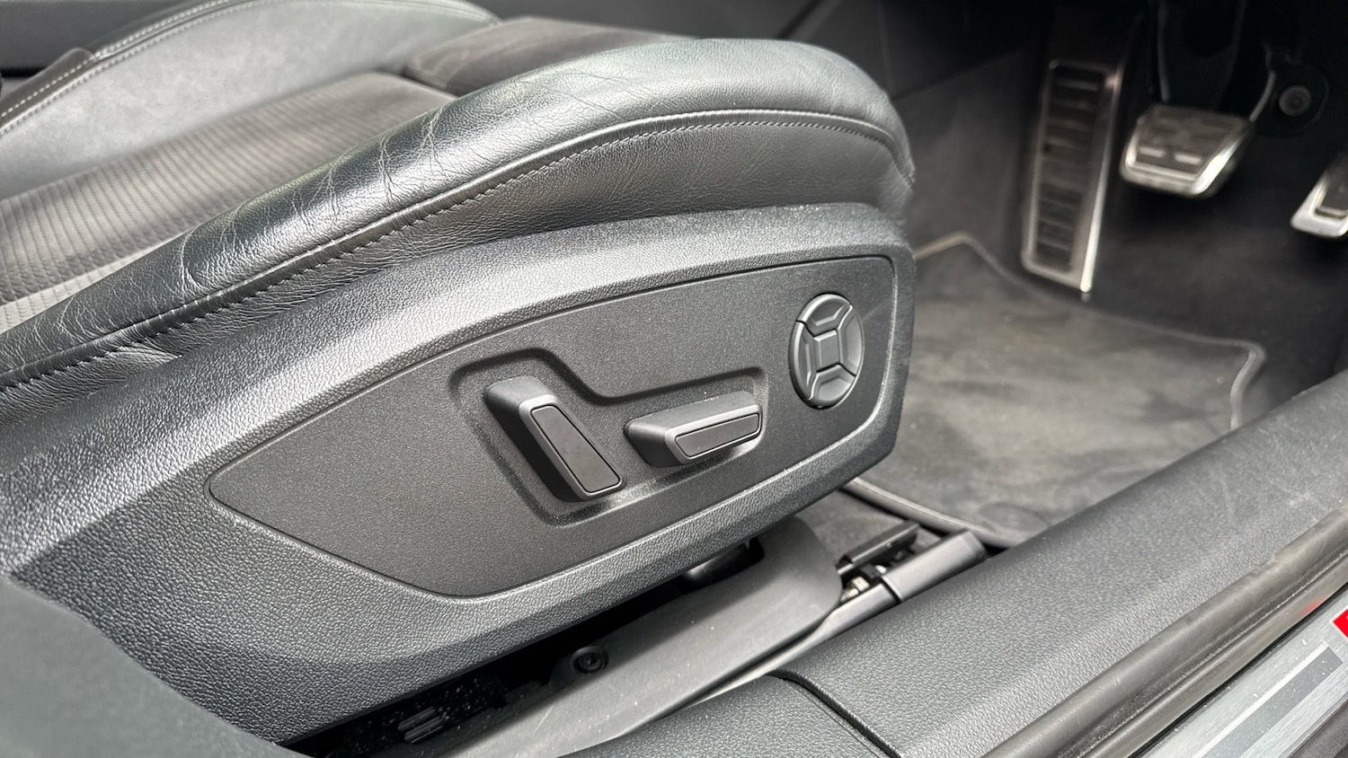 Used Audi A6 2019 for sale - 76504885: Photo 32