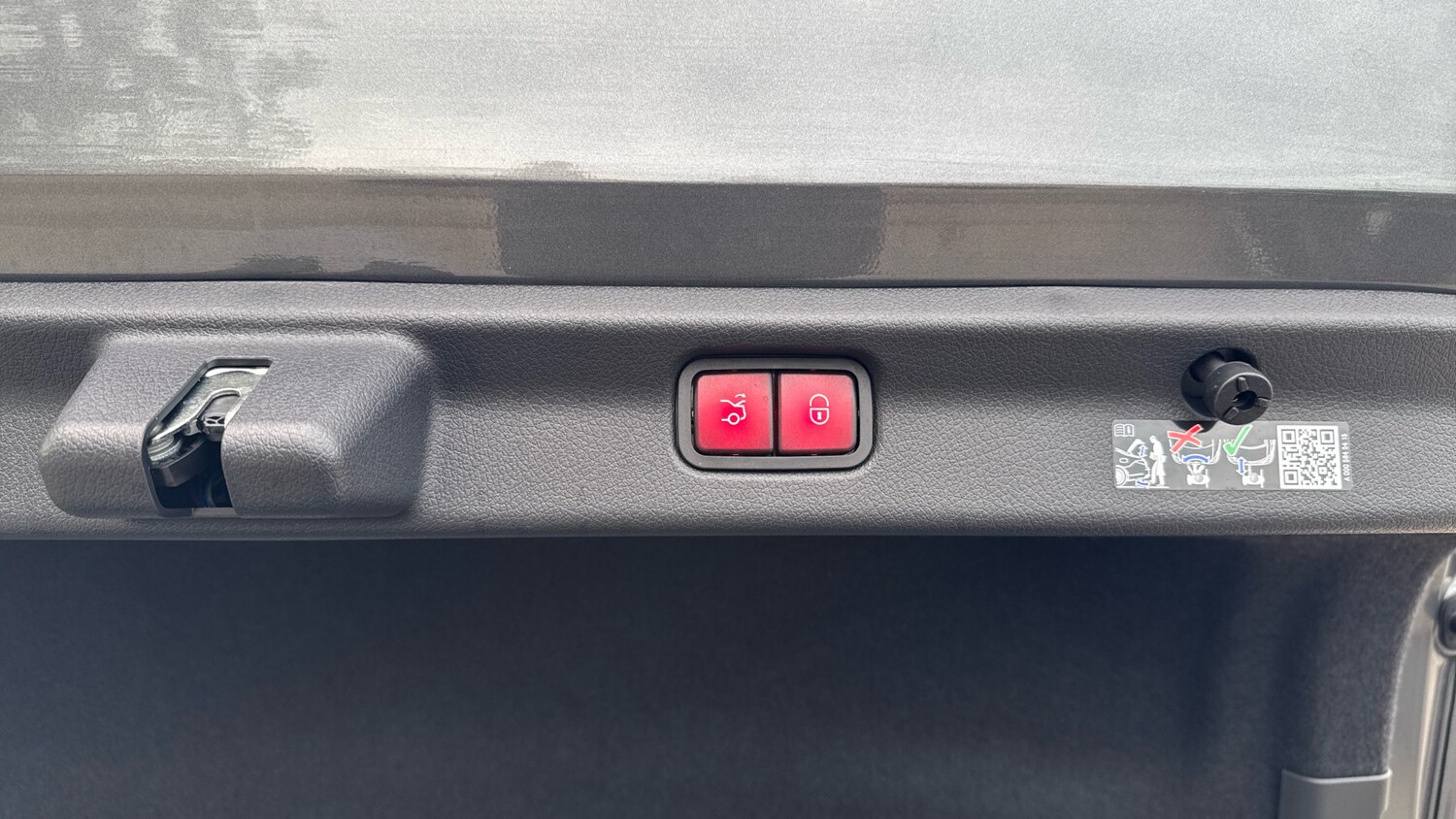 Used Mercedes-Benz EQA 2025 for sale - 77418204: Photo 31