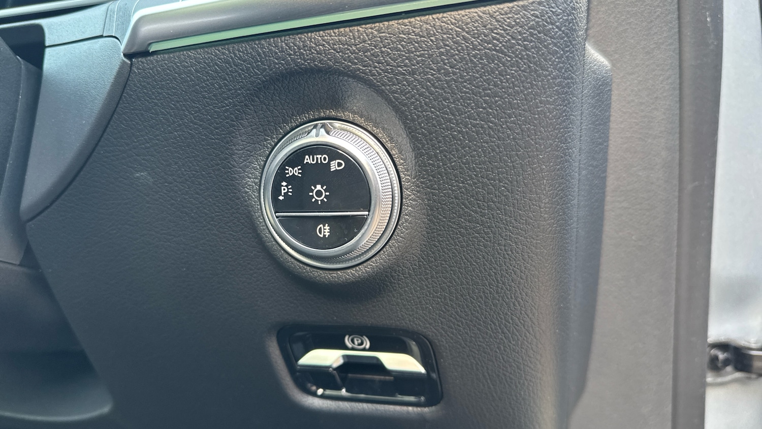 Used Mercedes-Benz C-Class 2024 for sale - 76120104: Photo 30