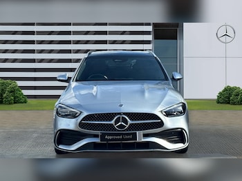 Used Mercedes-Benz C-Class 2024 for sale - 76120104: Photo 3