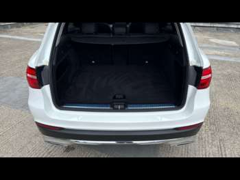 Used Mercedes-Benz GLC 2018 for sale - 75130541: Photo