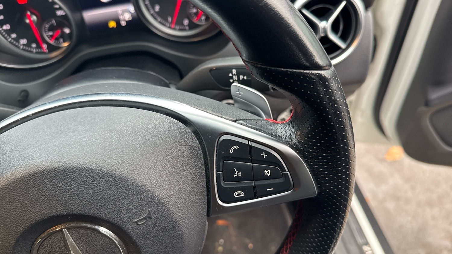 Used Mercedes-Benz GLA 2019 for sale - 76437026: Photo 29