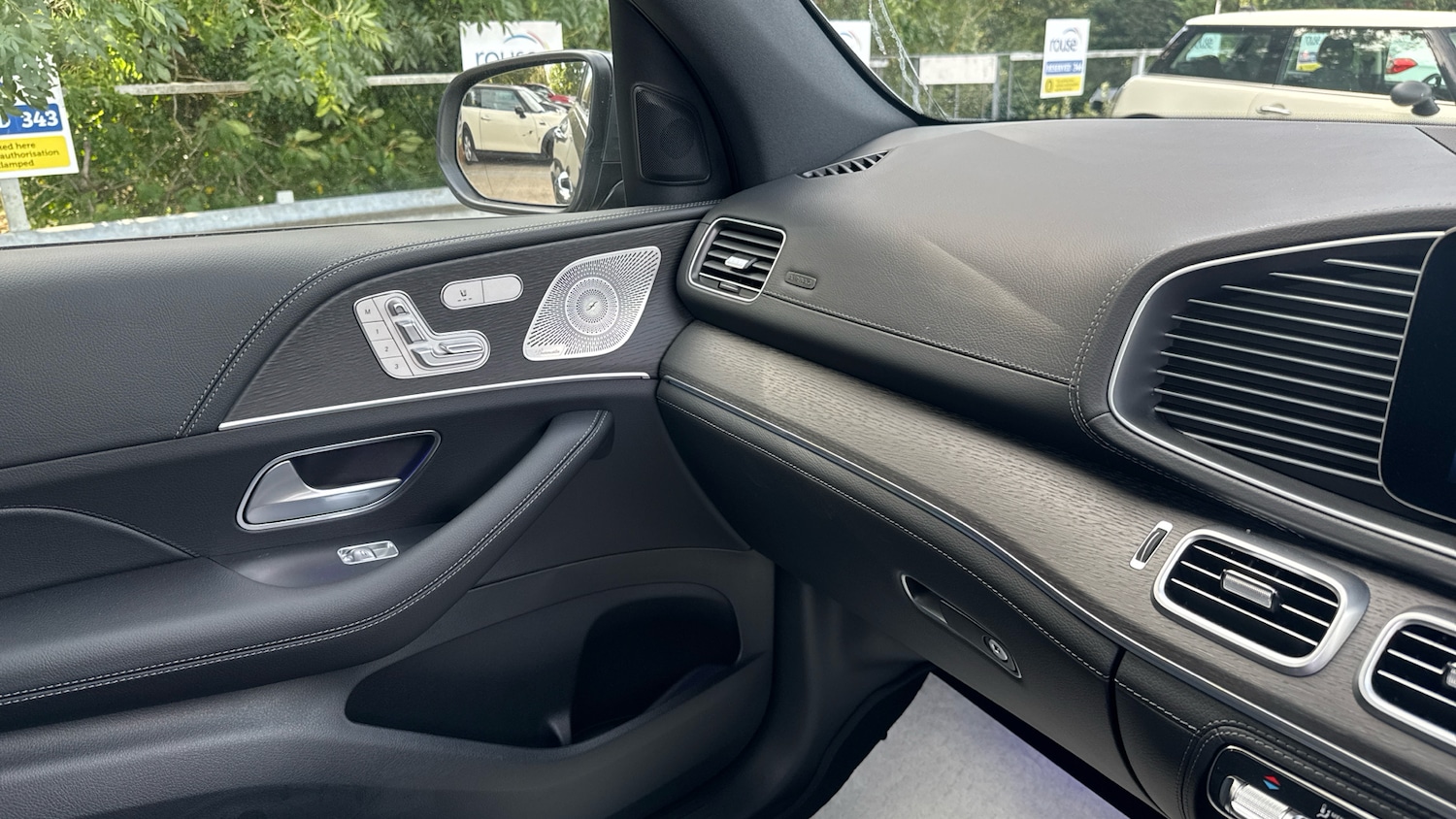 Used Mercedes-Benz GLE 2025 for sale - 77061312: Photo 14