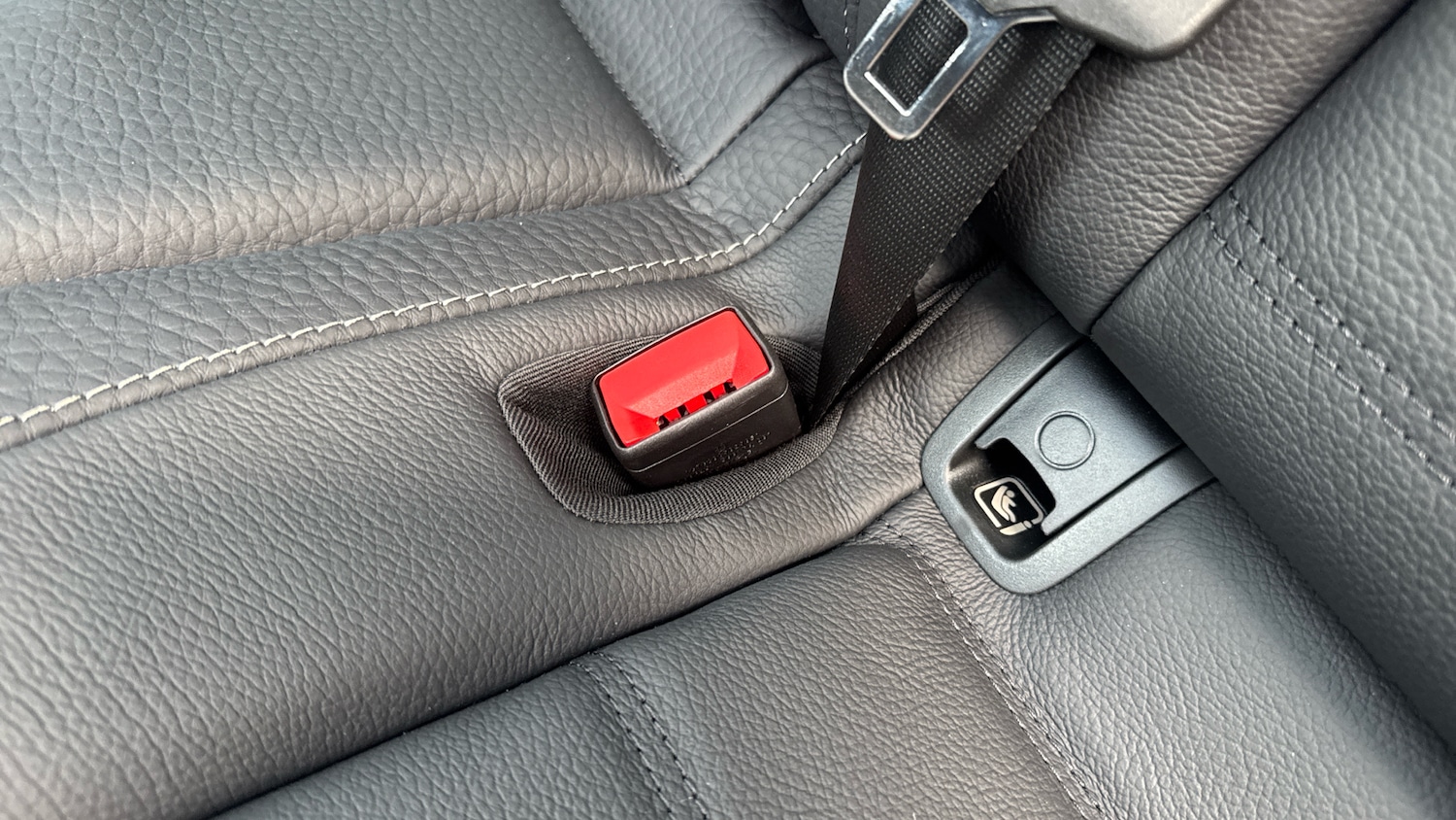 Used Mercedes-Benz GLE 2025 for sale - 77061312: Photo 17