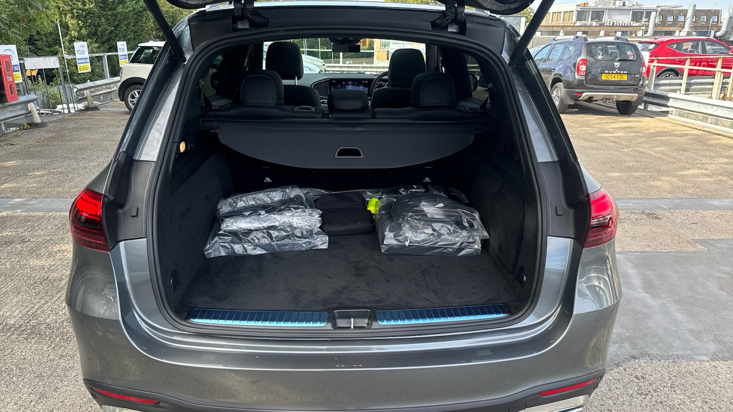 Used Mercedes-Benz GLE 2025 for sale - 77061312: Photo 4