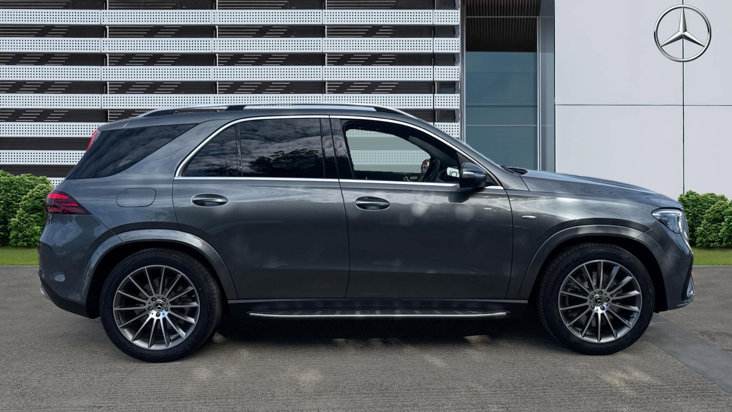 Used Mercedes-Benz GLE 2025 for sale - 77061312: Photo 5