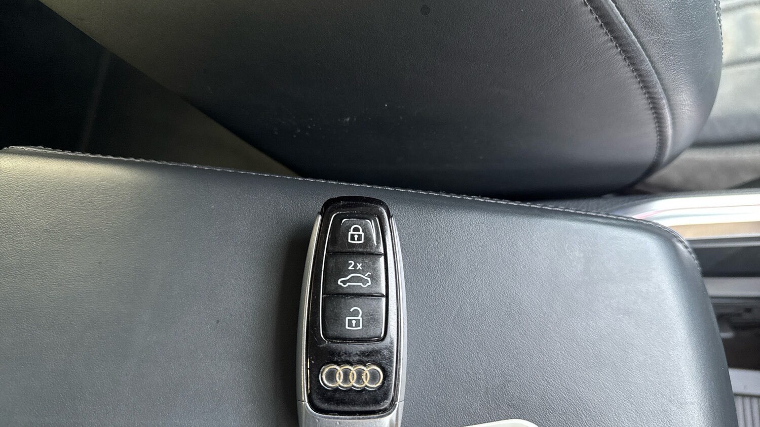 Used Audi e-tron 2020 for sale - 76428622: Photo 19