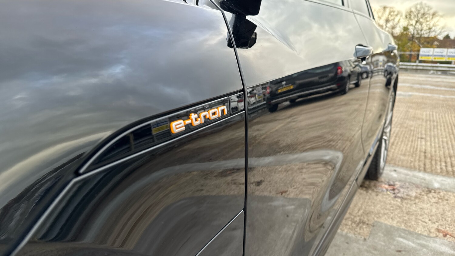 Used Audi e-tron 2020 for sale - 76428622: Photo 25