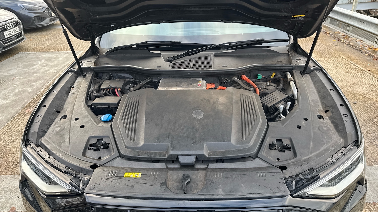 Used Audi e-tron 2020 for sale - 76428622: Photo 8