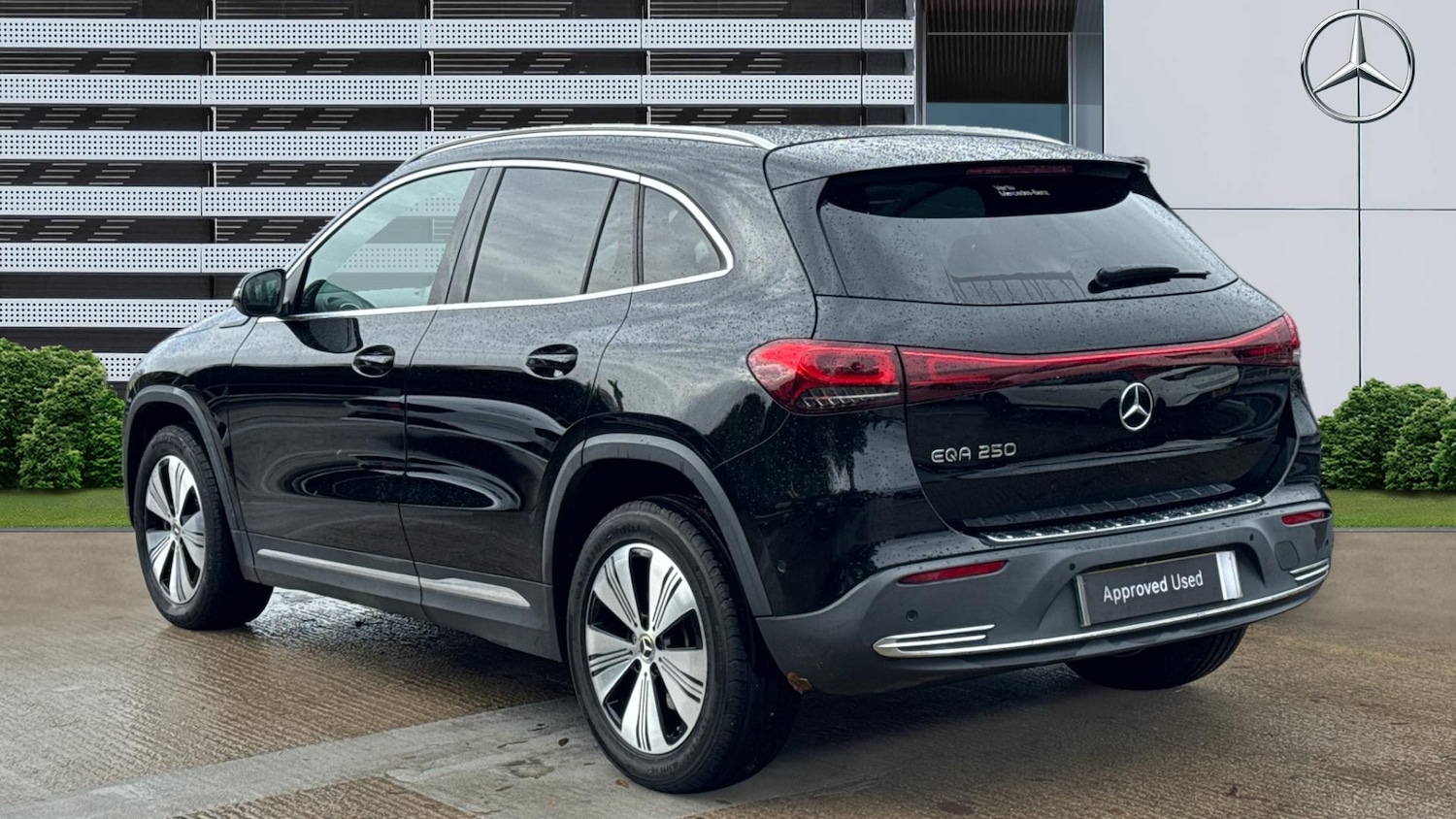 Used Mercedes-Benz EQA 2021 for sale - 77076985: Photo 2