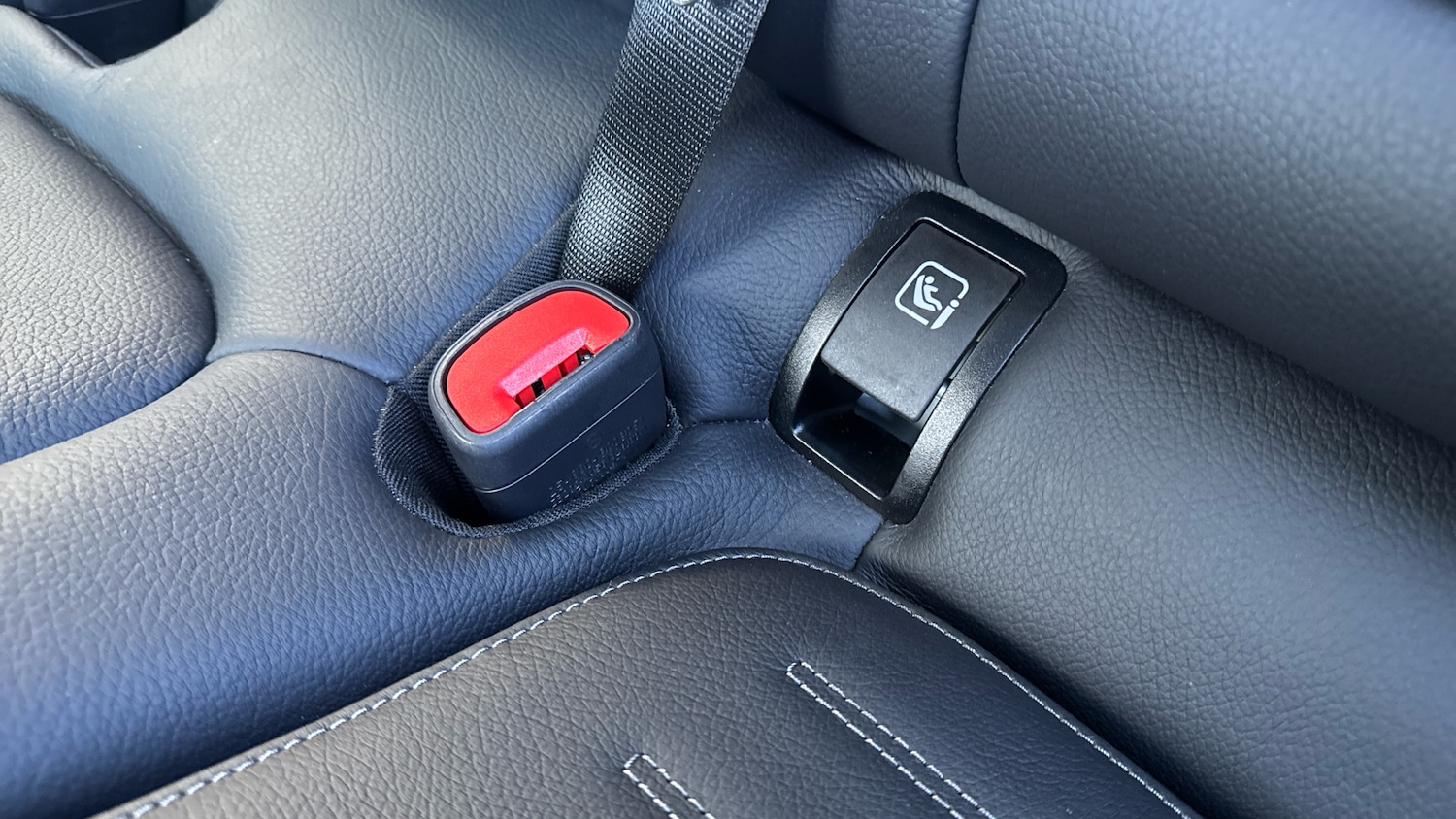 Used Mercedes-Benz GLC 2024 for sale - 77262217: Photo 17