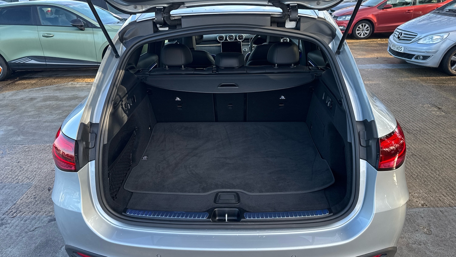 Used Mercedes-Benz GLC 2024 for sale - 77262217: Photo 4