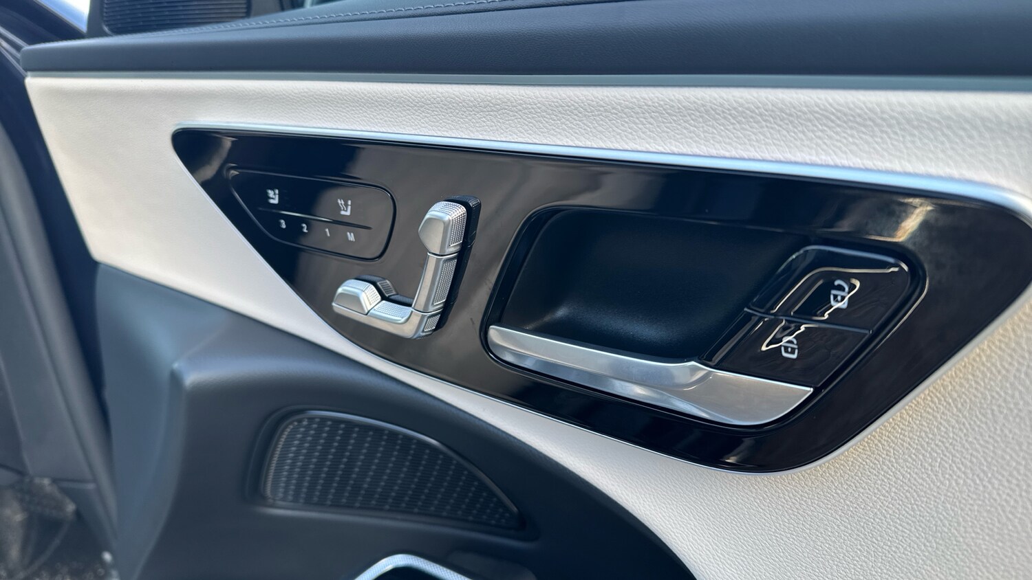 Used Mercedes-Benz E Class 2024 for sale - 76807405: Photo 34