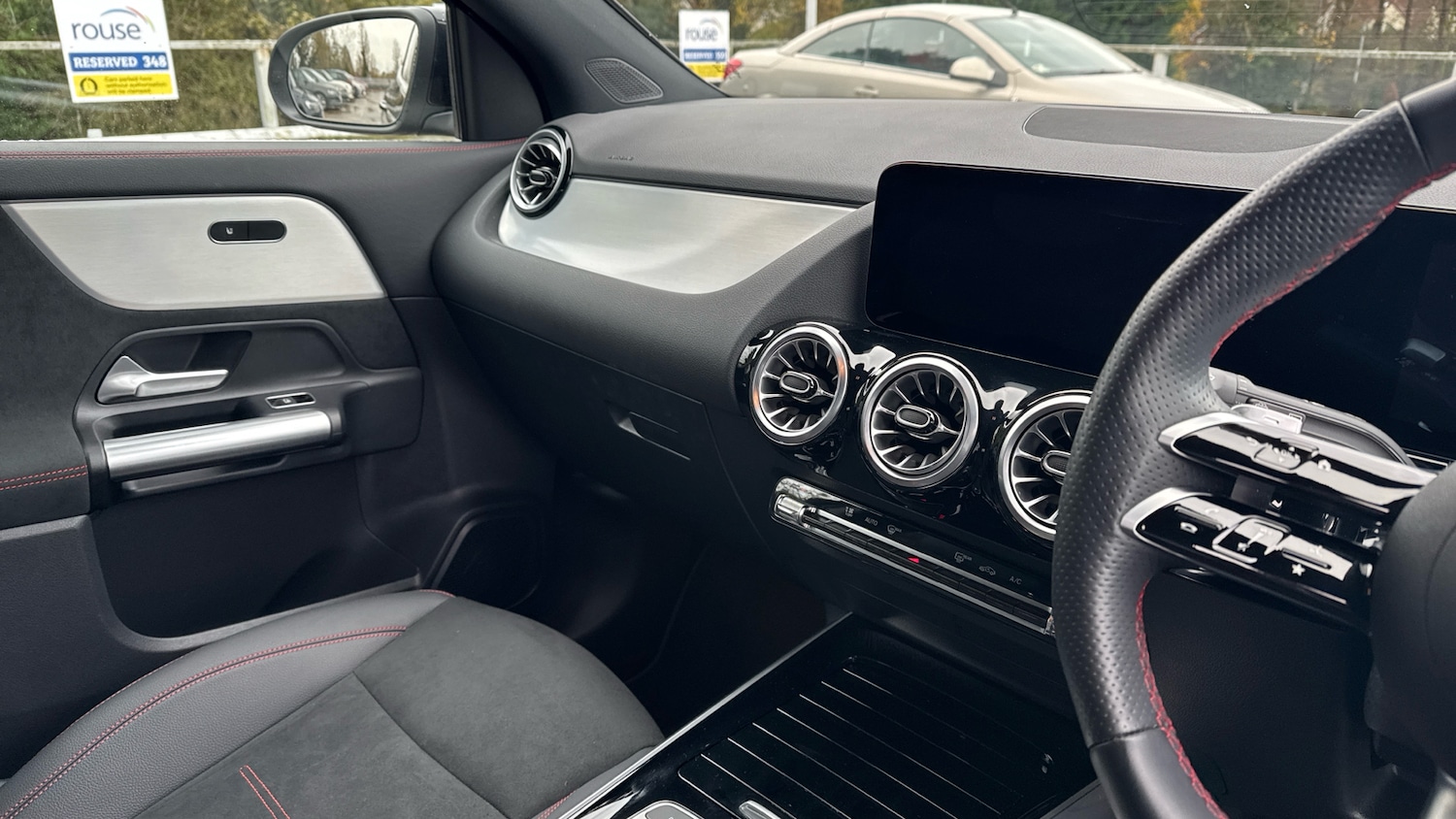 Used Mercedes-Benz GLA 2025 for sale - 76568352: Photo 14