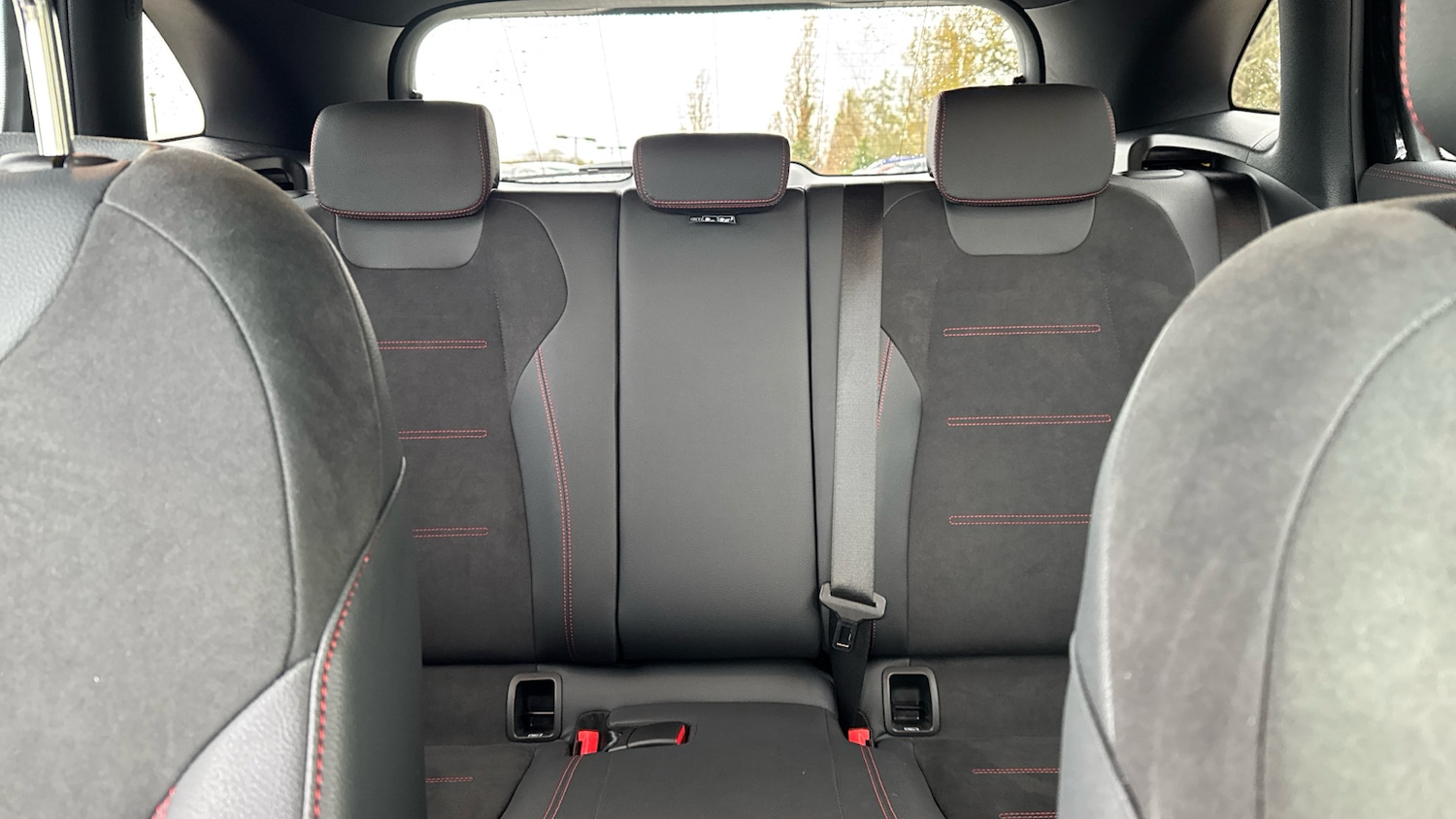 Used Mercedes-Benz GLA 2025 for sale - 76568352: Photo 15