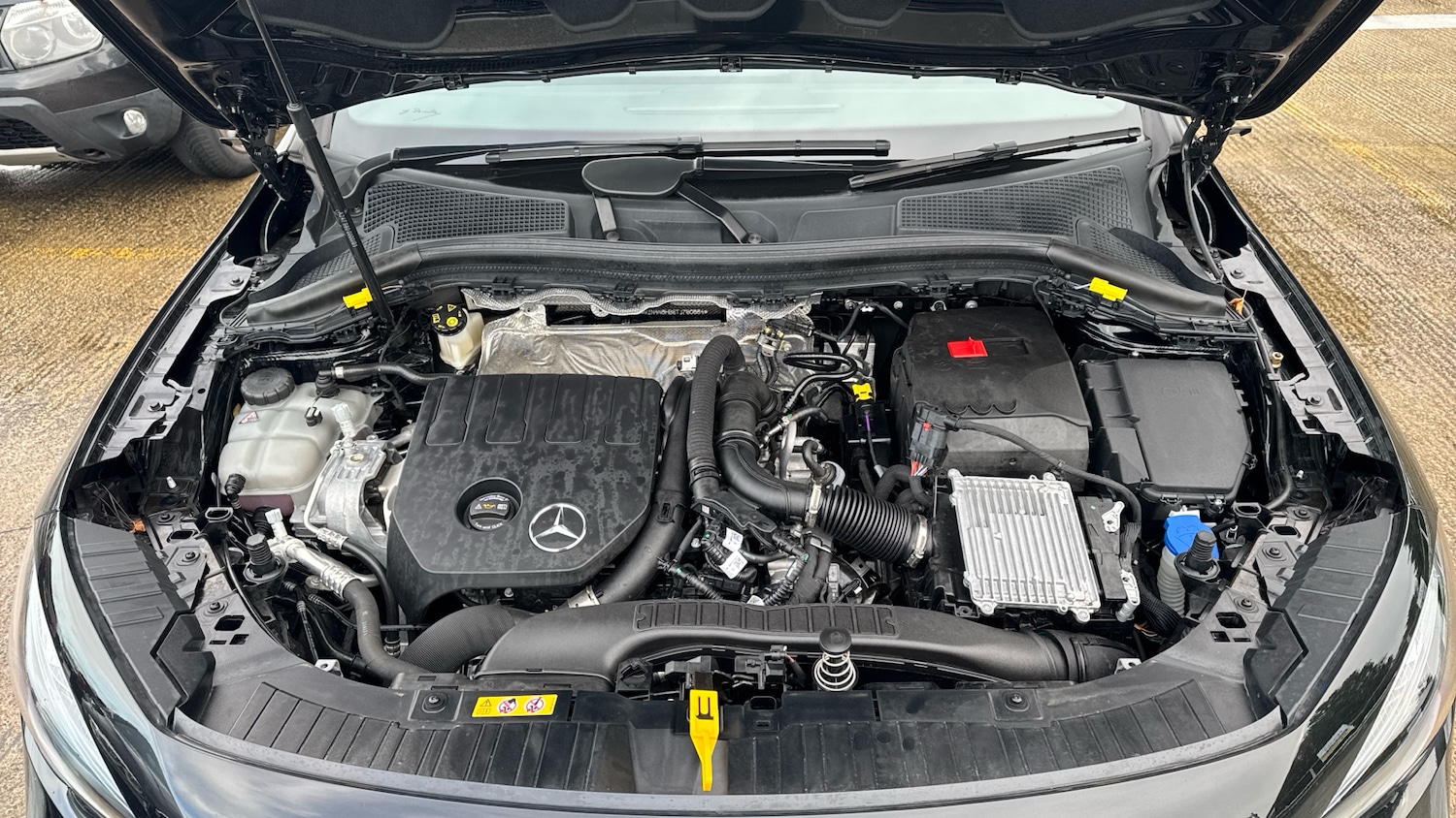 Used Mercedes-Benz GLA 2025 for sale - 76568352: Photo 8