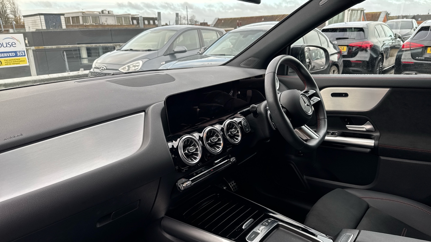 Used Mercedes-Benz GLA 2025 for sale - 76568352: Photo 9