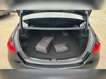 Used Mercedes-Benz C Class 2022 for sale - 79617753: Photo