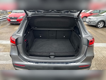 Used Mercedes-Benz GLA 2021 for sale - 78499893: Photo