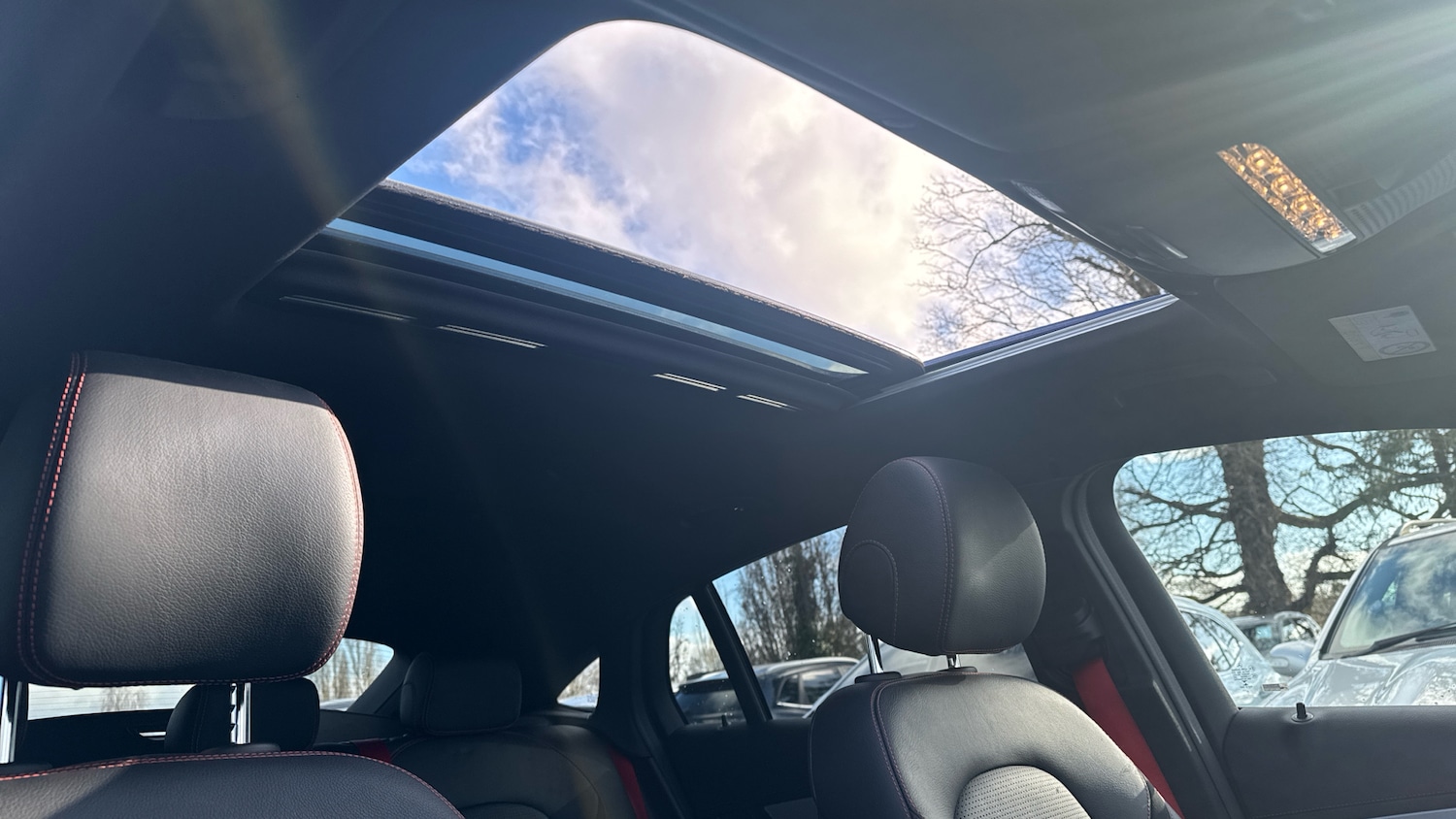 Used Mercedes-Benz GLC 2023 for sale - 77381430: Photo 43