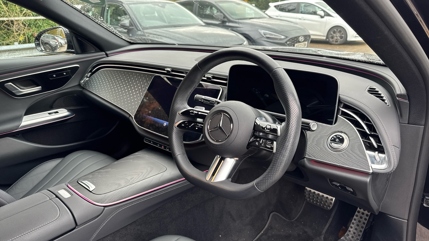 Used Mercedes-Benz E Class 2025 for sale - 76393920: Photo 11
