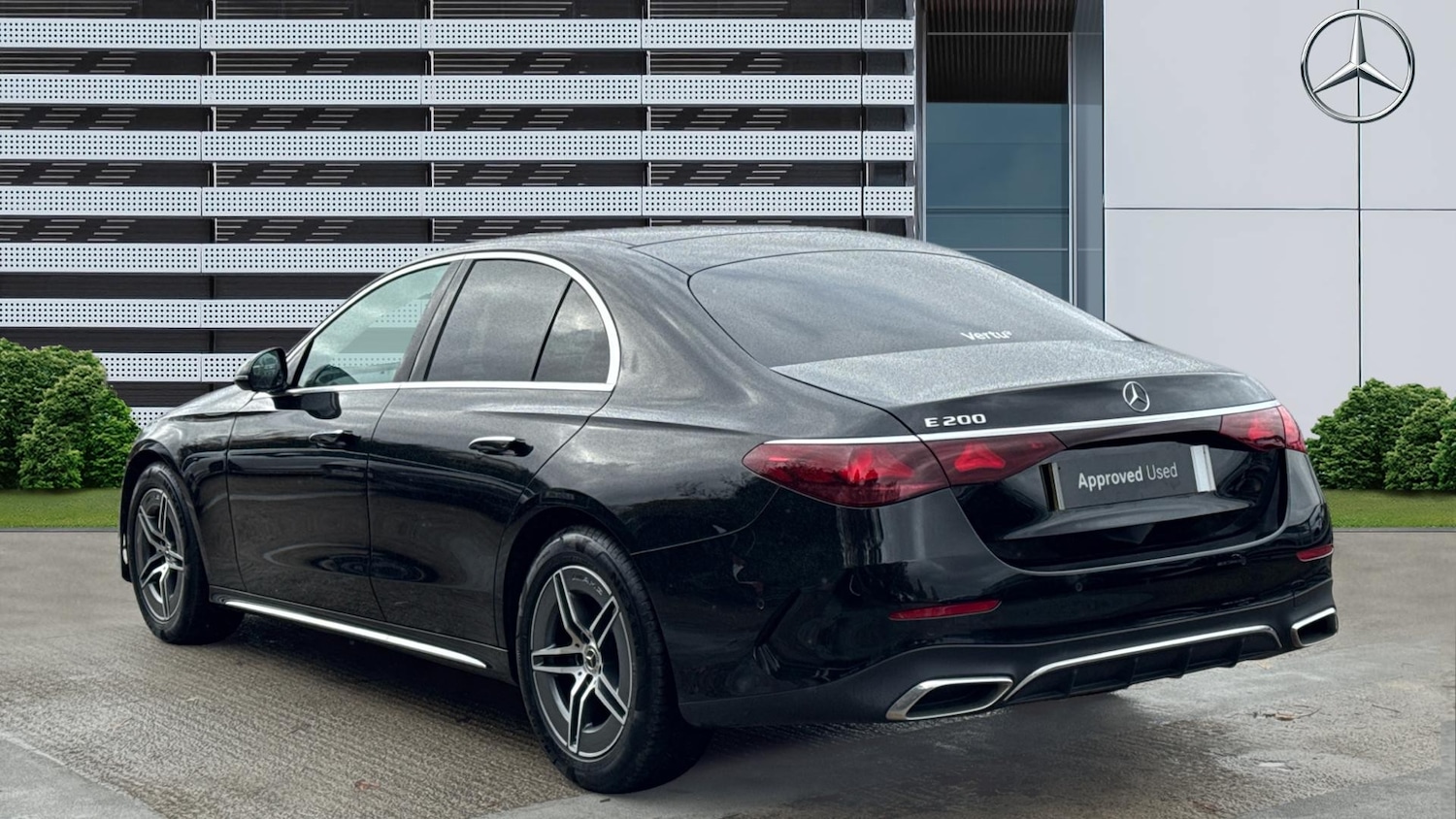 Used Mercedes-Benz E Class 2025 for sale - 76393920: Photo 2