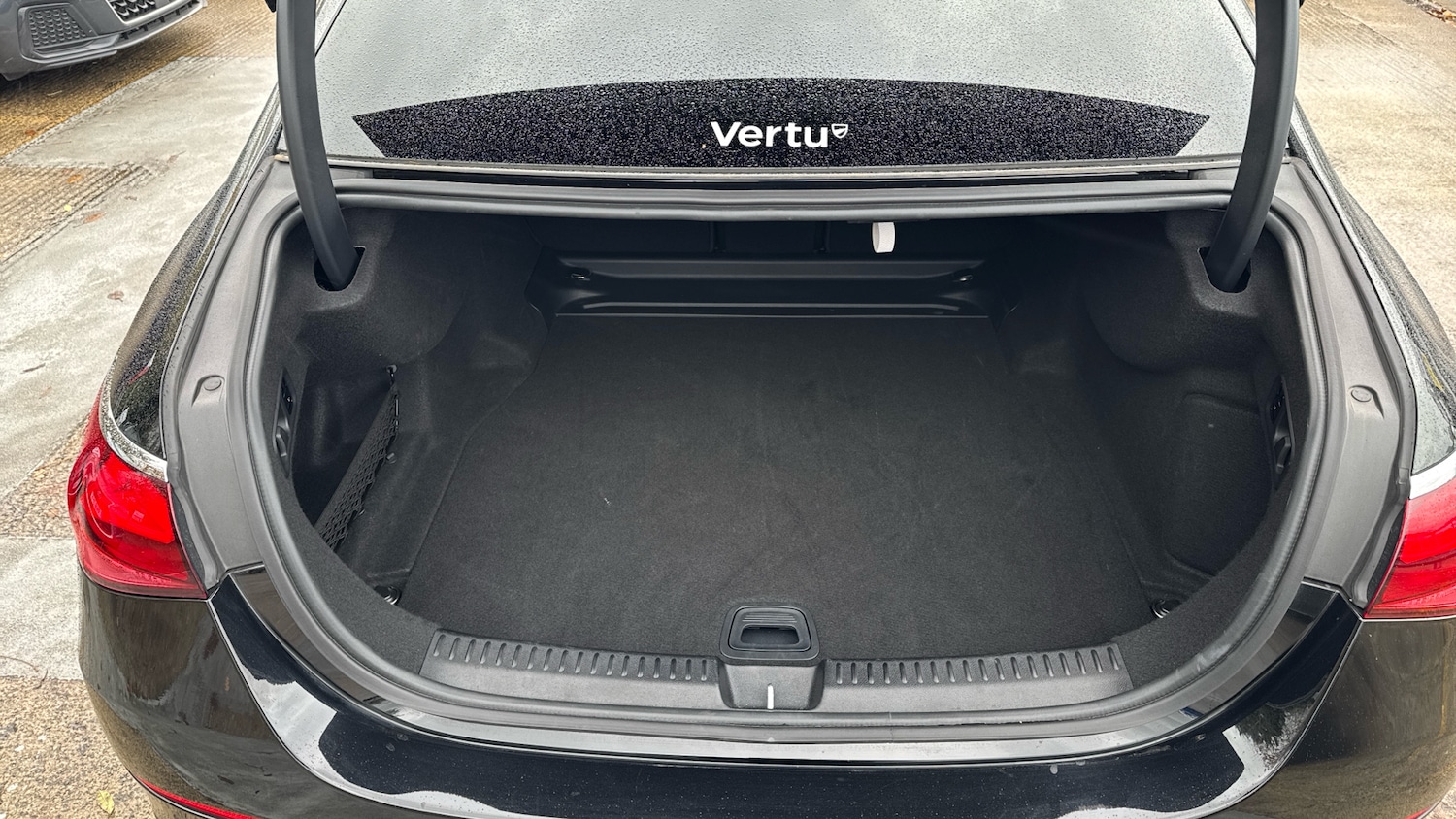 Used Mercedes-Benz E Class 2025 for sale - 76393920: Photo 4