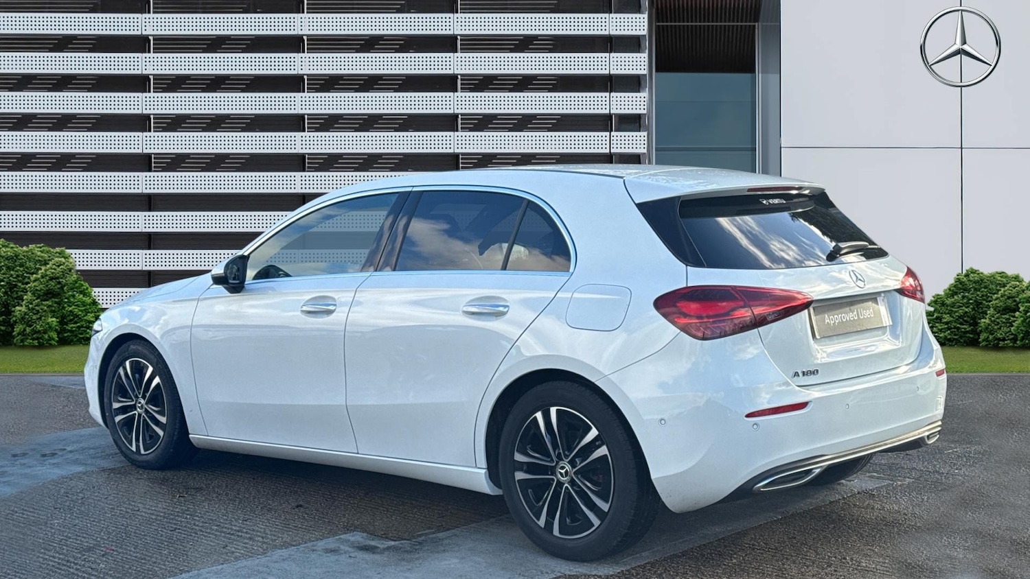 Used Mercedes-Benz A-Class 2023 for sale - 77160623: Photo 2