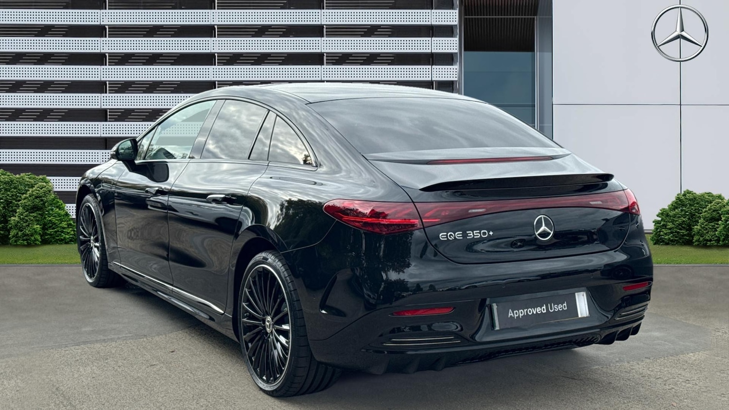 Used Mercedes-Benz EQA 2025 for sale - 77225660: Photo 2