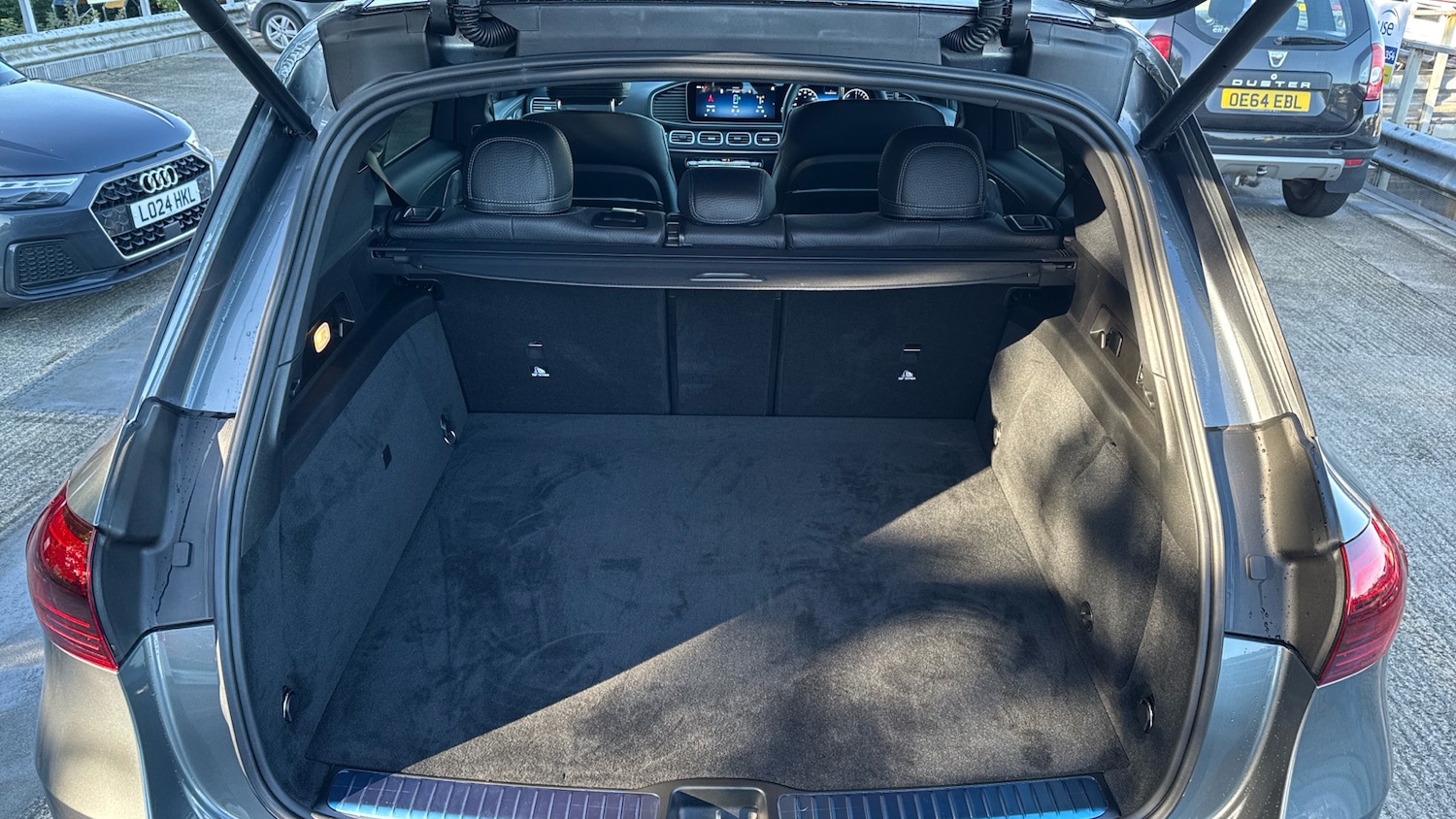 Used Mercedes-Benz GLE 2025 for sale - 77104028: Photo 4