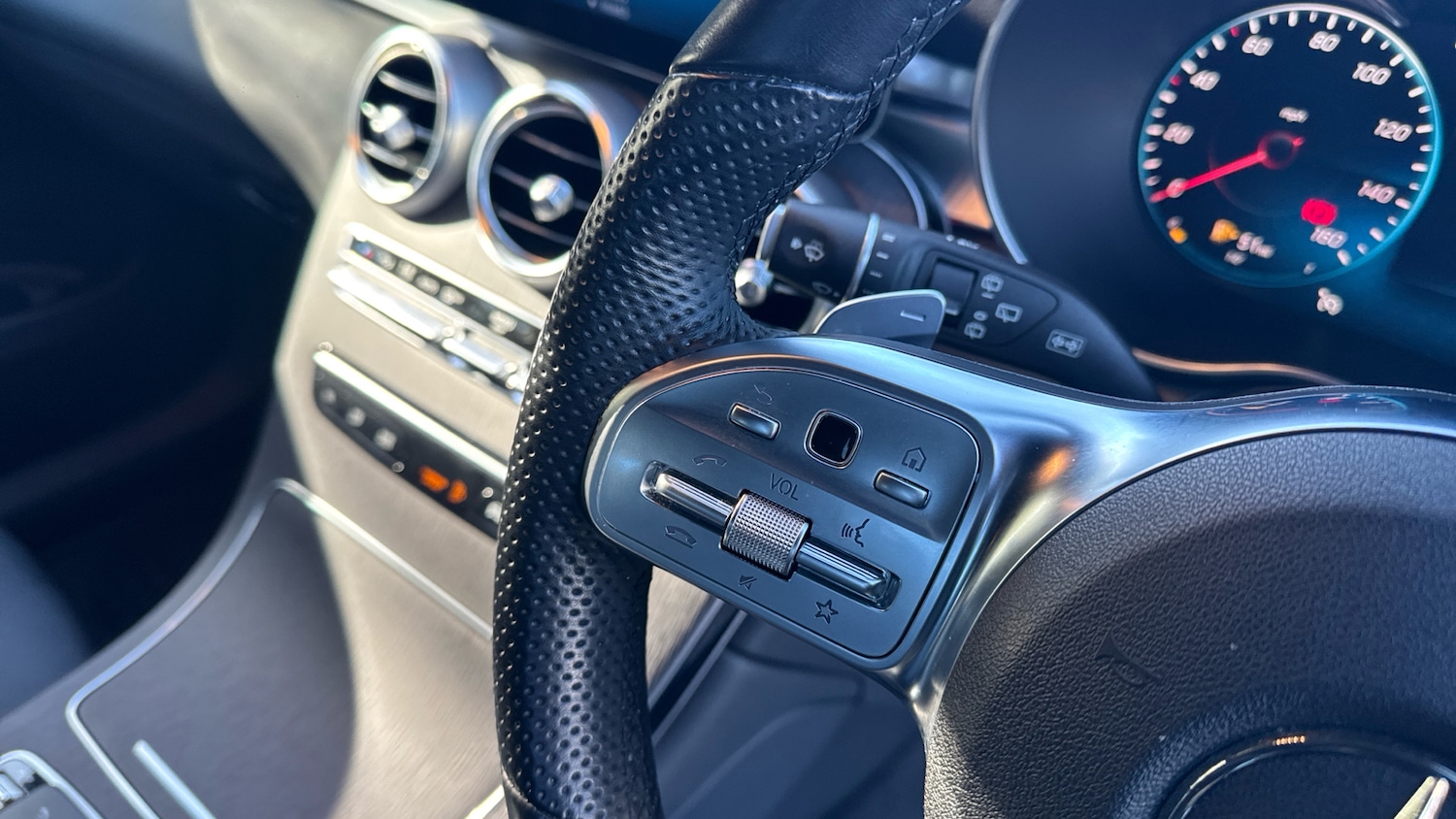 Used Mercedes-Benz GLC 2022 for sale - 76588525: Photo 38