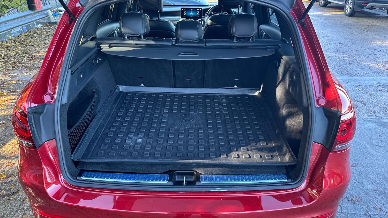 Used Mercedes-Benz GLC 2022 for sale - 76588525: Photo 4