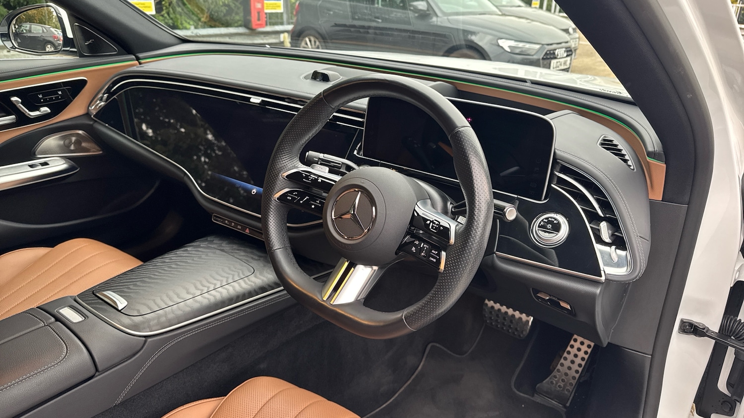 Used Mercedes-Benz E-Class 2024 for sale - 76127095: Photo 11