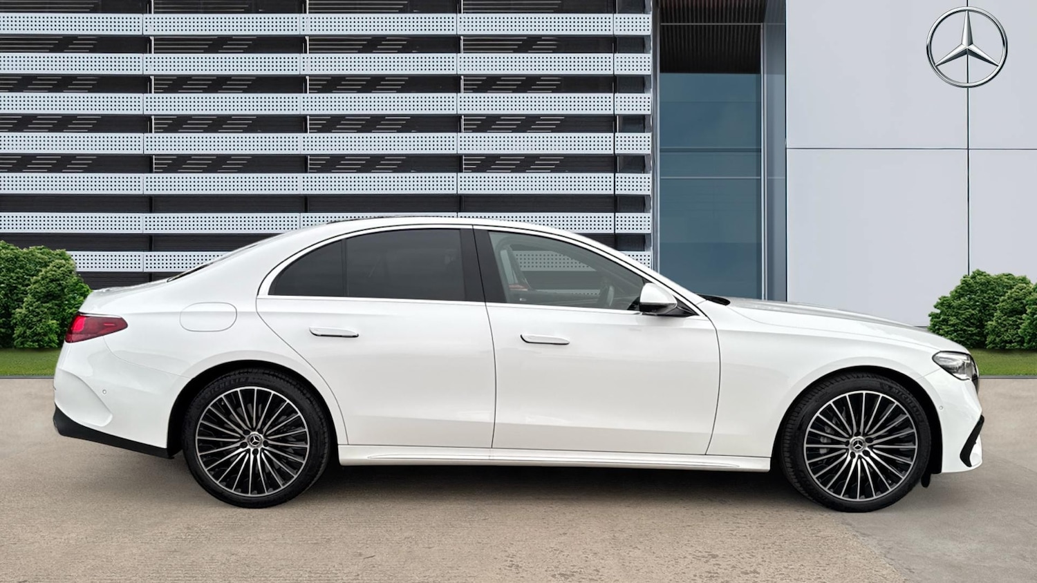 Used Mercedes-Benz E-Class 2024 for sale - 76127095: Photo 5