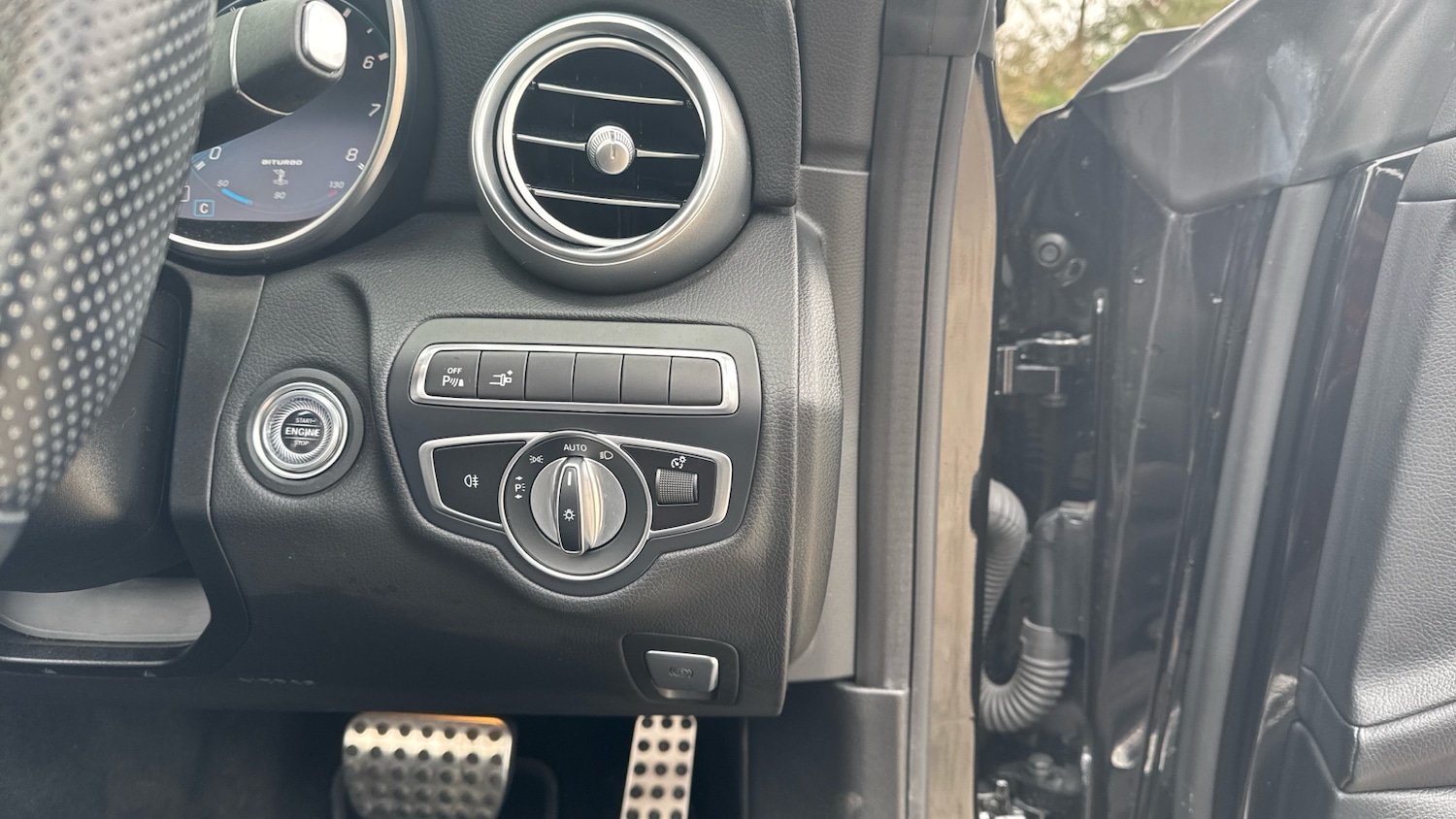 Used Mercedes-Benz C Class 2021 for sale - 77691477: Photo 24