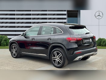 Used Mercedes-Benz GLA 2023 for sale - 77933897: Photo