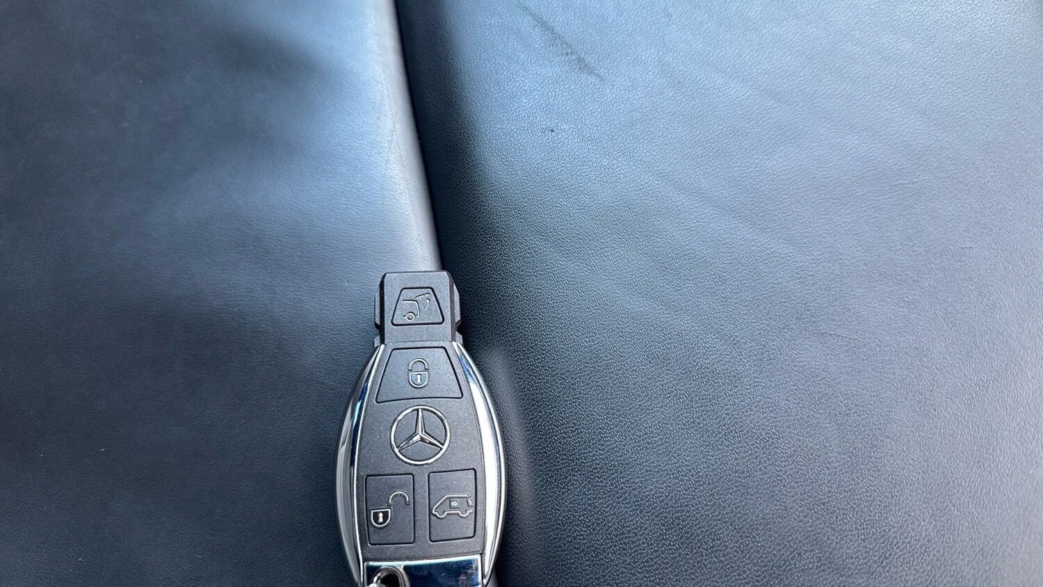 Used Mercedes-Benz V-Class 2024 for sale - 76796792: Photo 20