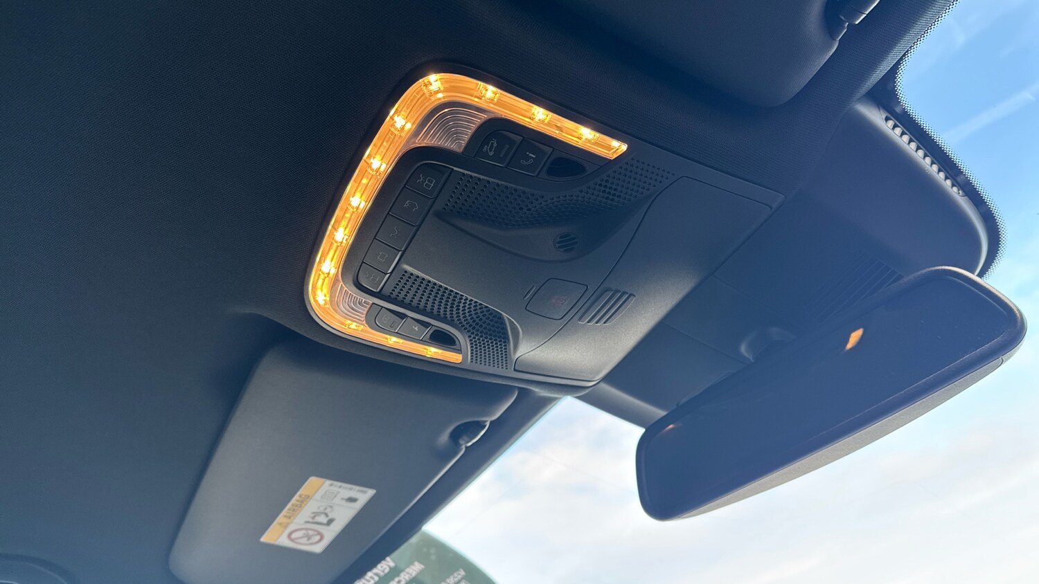 Used Mercedes-Benz V-Class 2024 for sale - 76796792: Photo 31