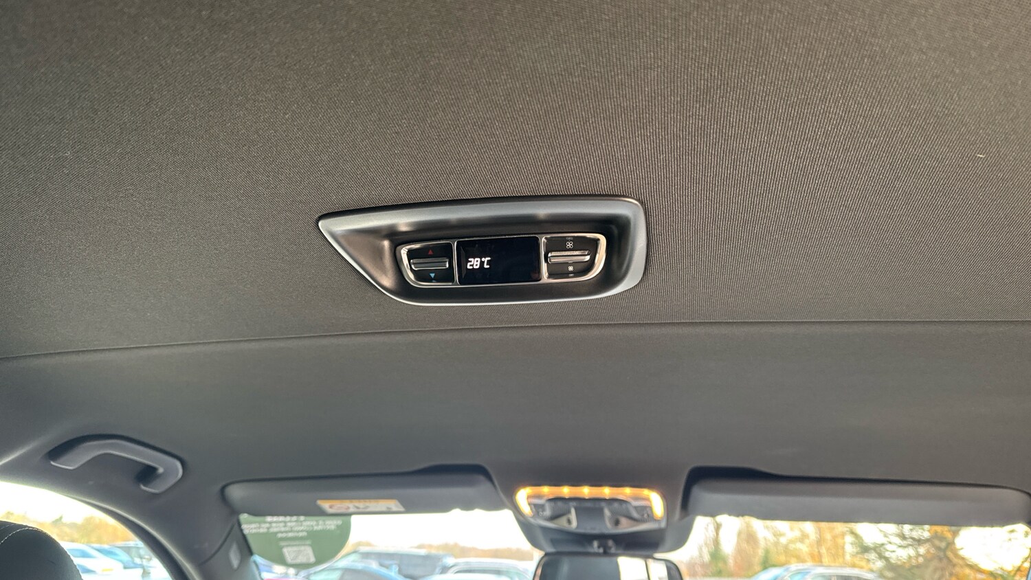 Used Mercedes-Benz V-Class 2024 for sale - 76796792: Photo 32