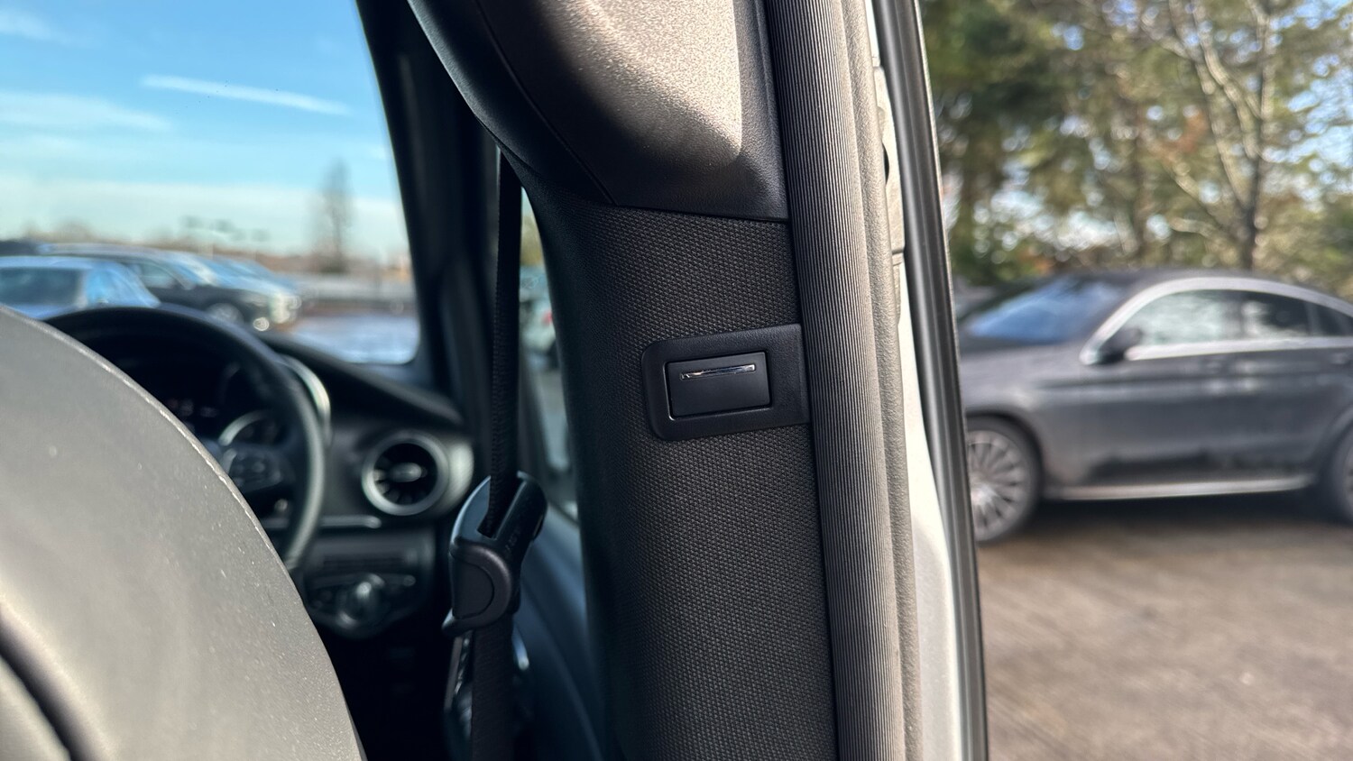 Used Mercedes-Benz V-Class 2024 for sale - 76796792: Photo 33