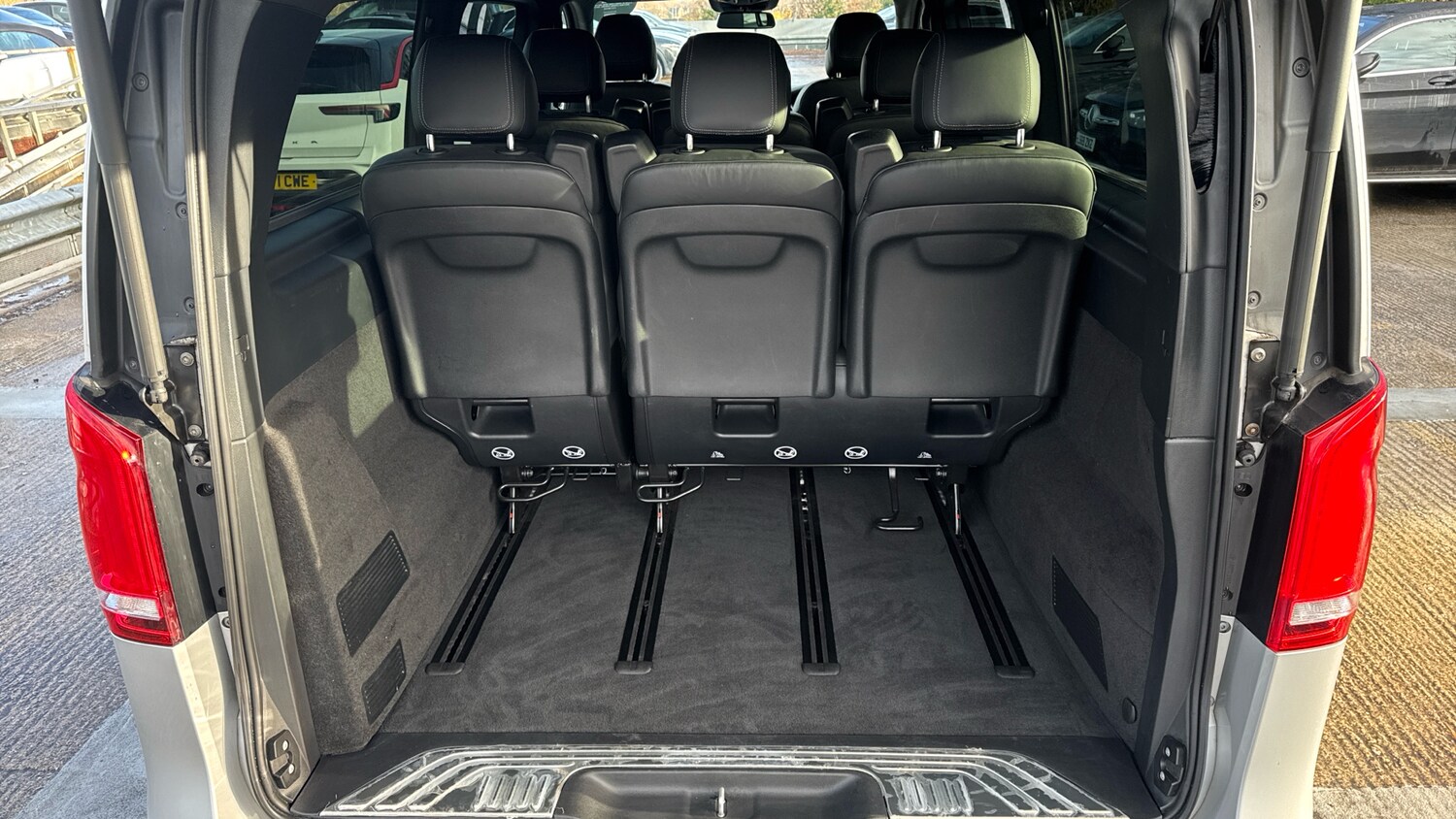 Used Mercedes-Benz V-Class 2024 for sale - 76796792: Photo 4