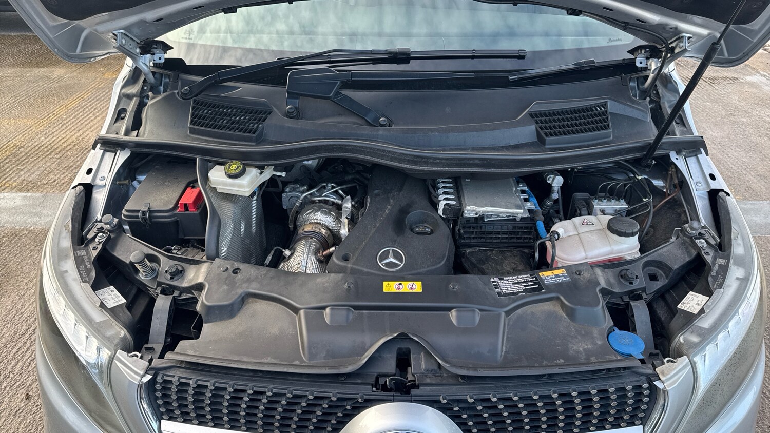 Used Mercedes-Benz V-Class 2024 for sale - 76796792: Photo 8