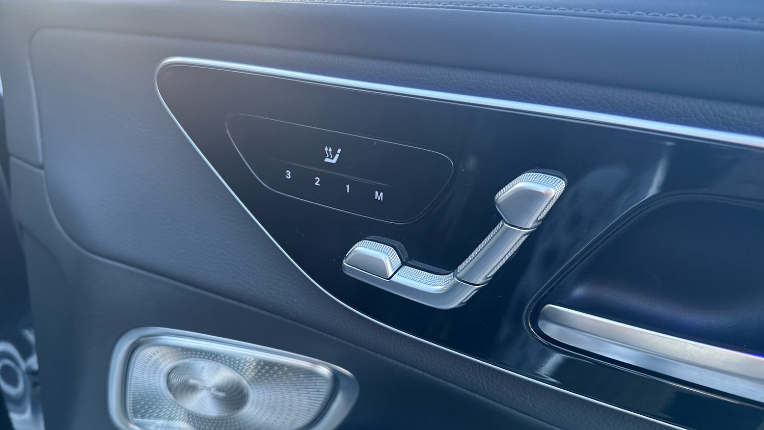 Used Mercedes-Benz GLC 2024 for sale - 76494402: Photo 27