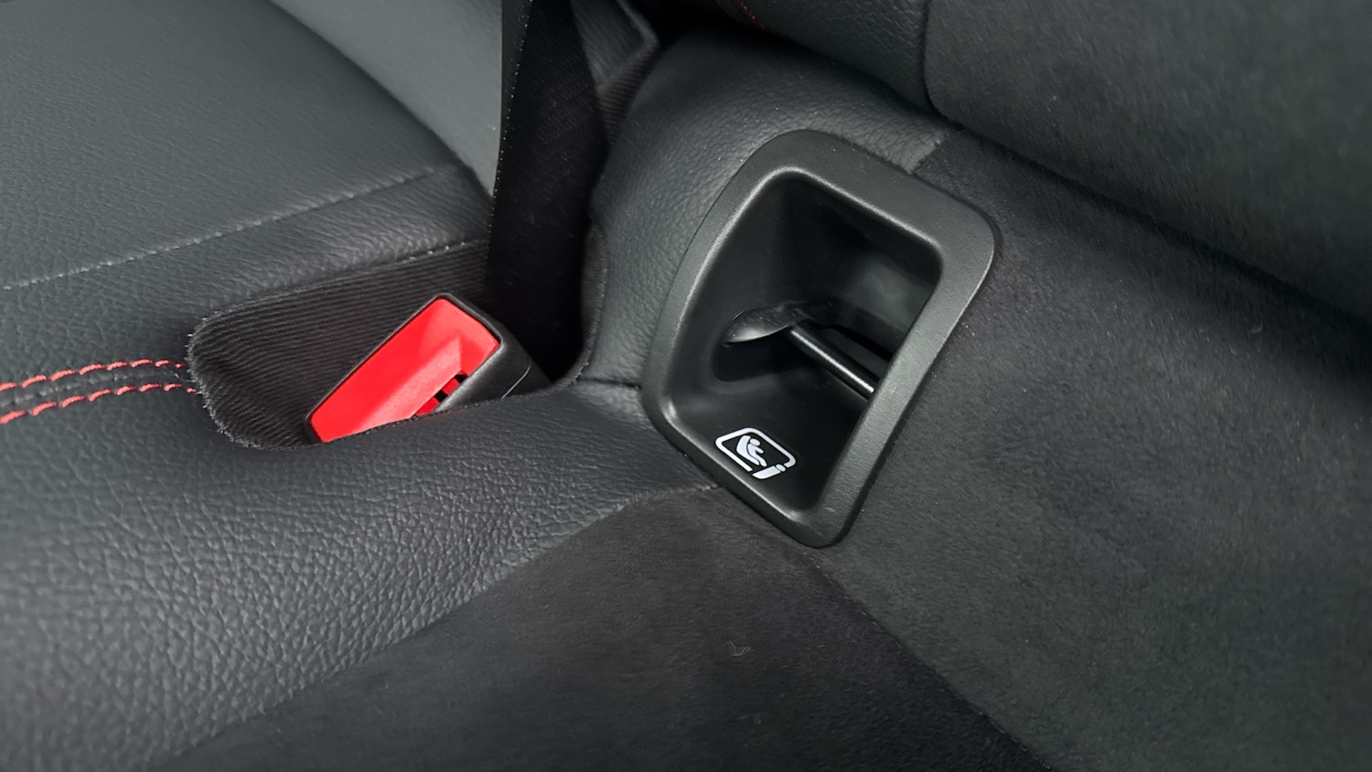 Used Mercedes-Benz GLA 2024 for sale - 77447010: Photo 17