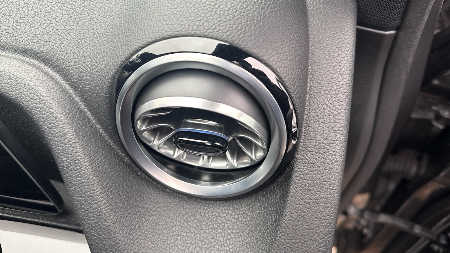 Used Mercedes-Benz GLA 2024 for sale - 77447010: Photo 22