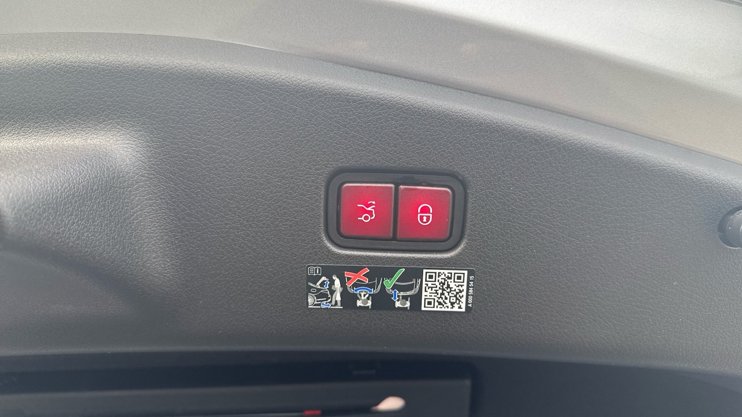 Used Mercedes-Benz CLE 2025 for sale - 76877775: Photo 29